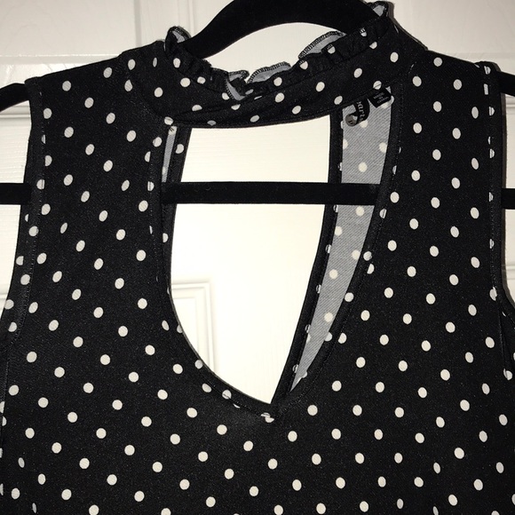 Polka- Dot Cut Out Shoulder Dress - Picture 2 of 5